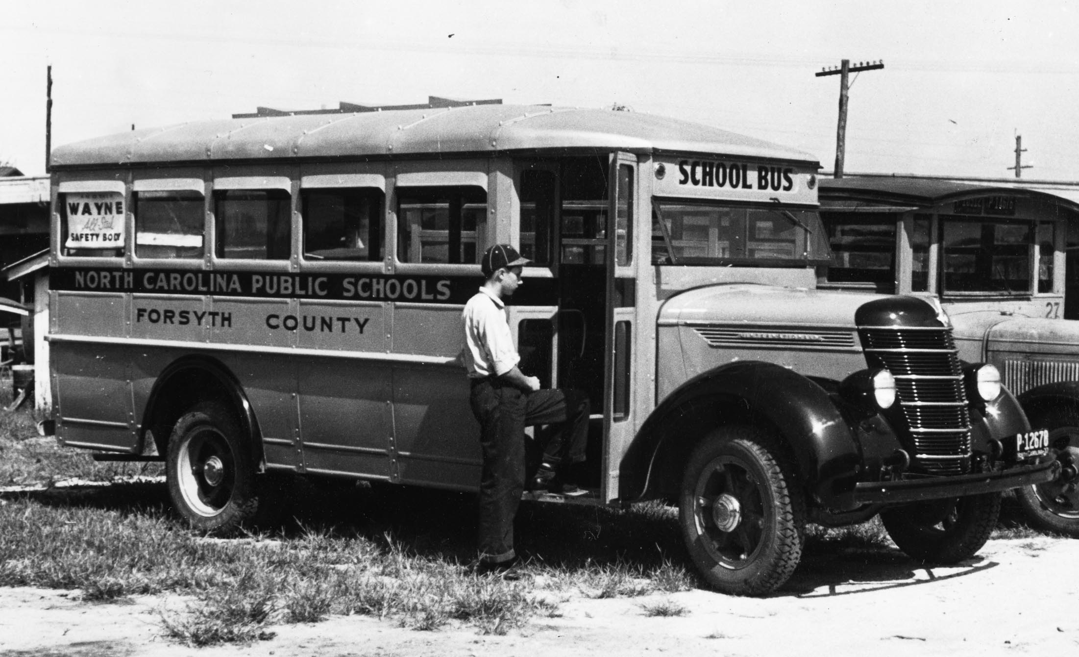 1930s school buses